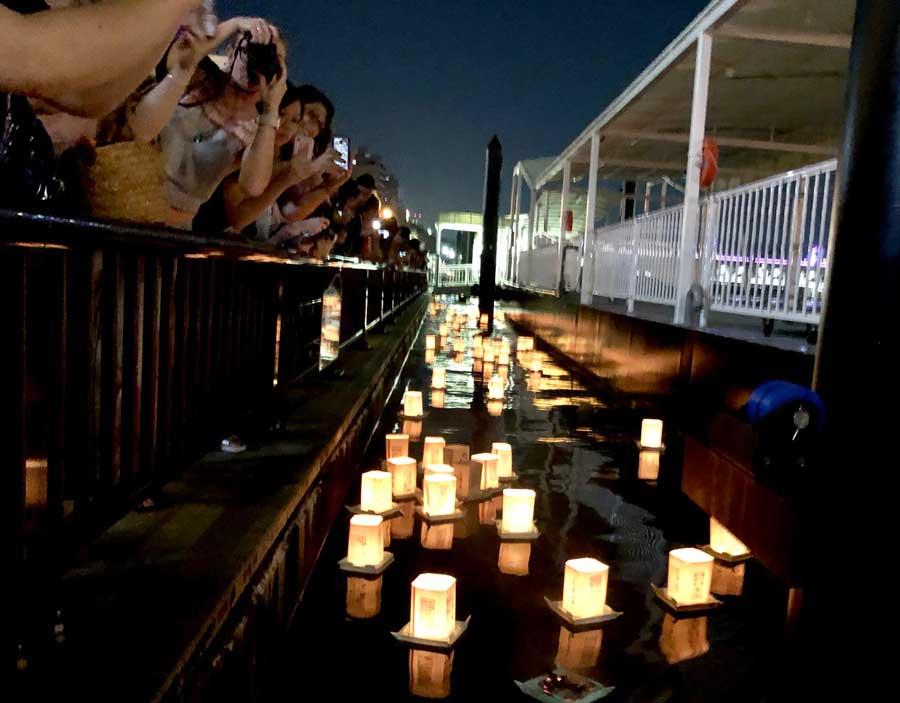 浅草夏の夜まつり　とうろう流し